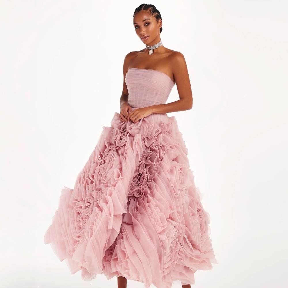 Milla Dramatically flowered tulle dress in misty pink